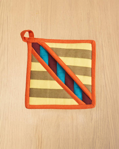 Dragonfly Stripe Pot Holder