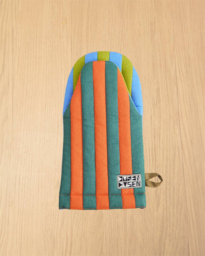 Grasshopper Stripe Oven Mitt
