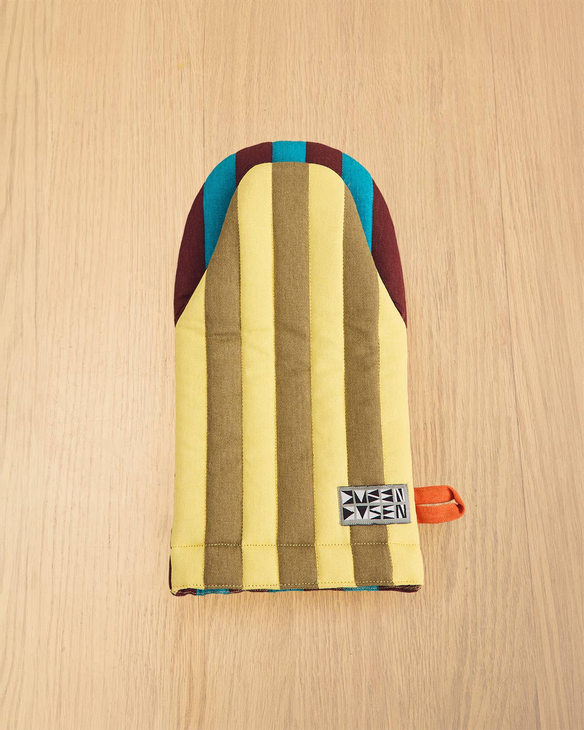 Dragonfly Stripe Oven Mitt